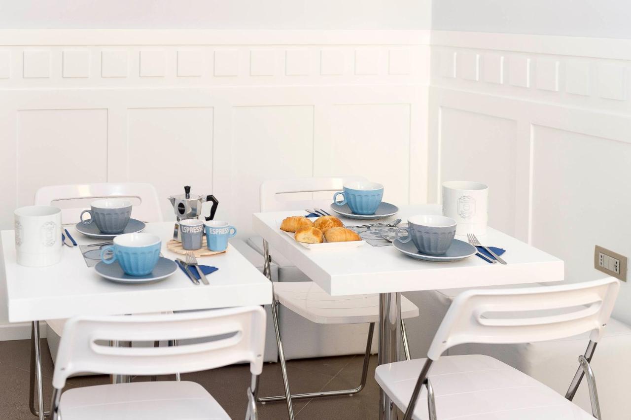 Bed and Breakfast Domusvelata à Naples Extérieur photo