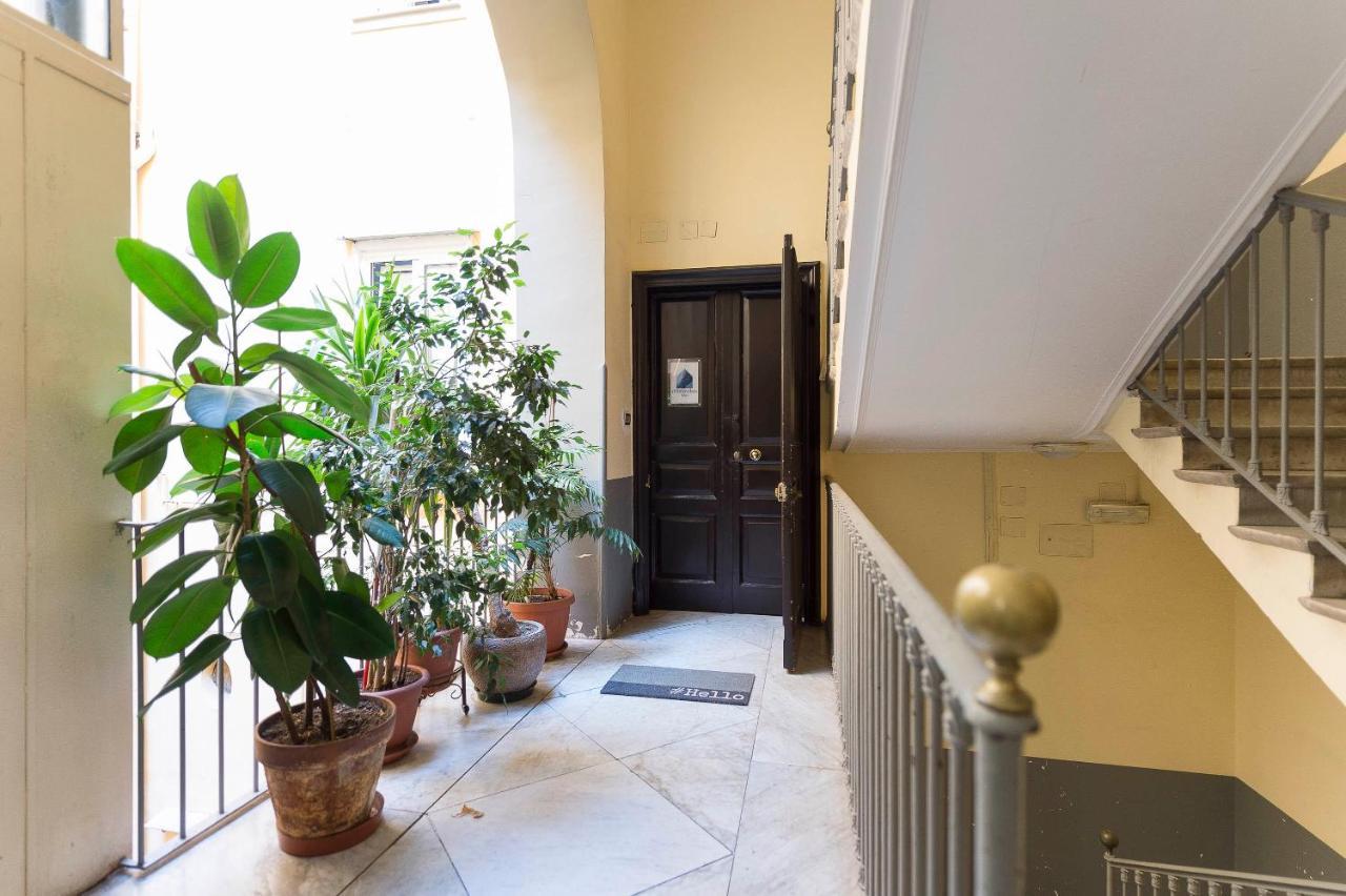 Bed and Breakfast Domusvelata à Naples Extérieur photo
